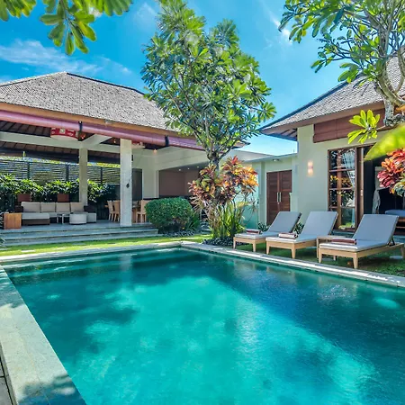 Villa Essence